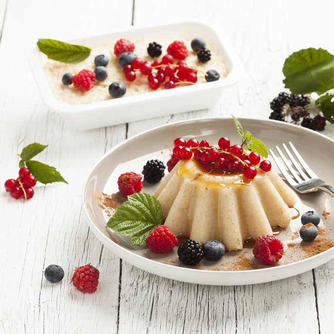 Hirsepudding mit Früchten
