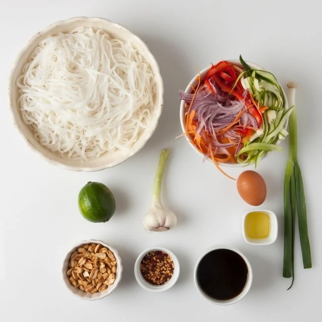 rezance, zelenina, sójová omáčka