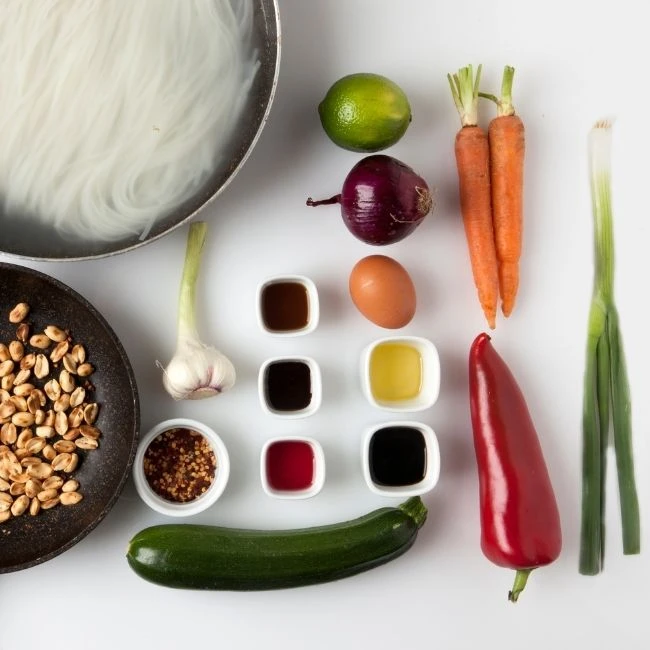 rezance, zelenina, sójová omáčka