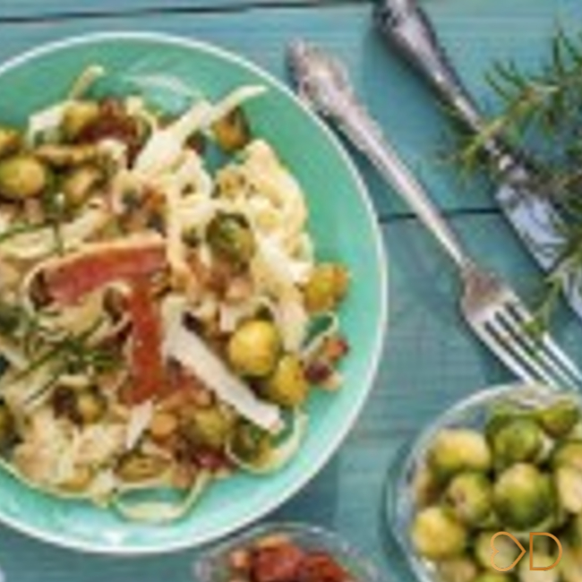 Nudelsalat mit Rosenkohl