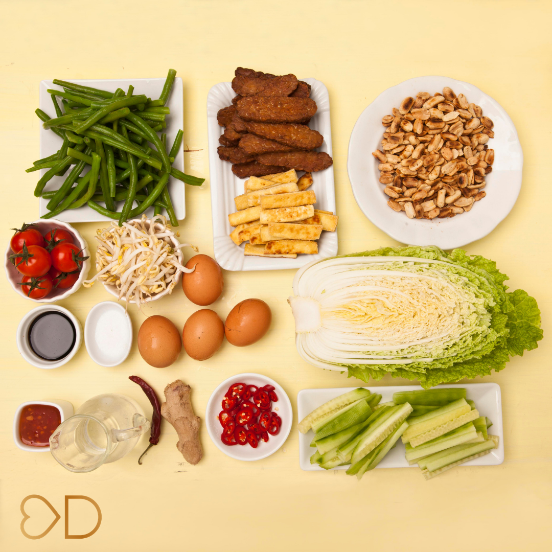 fazuľové lusky, čínska kapusta, tofu, vajíčka, klíčky mungo fazule