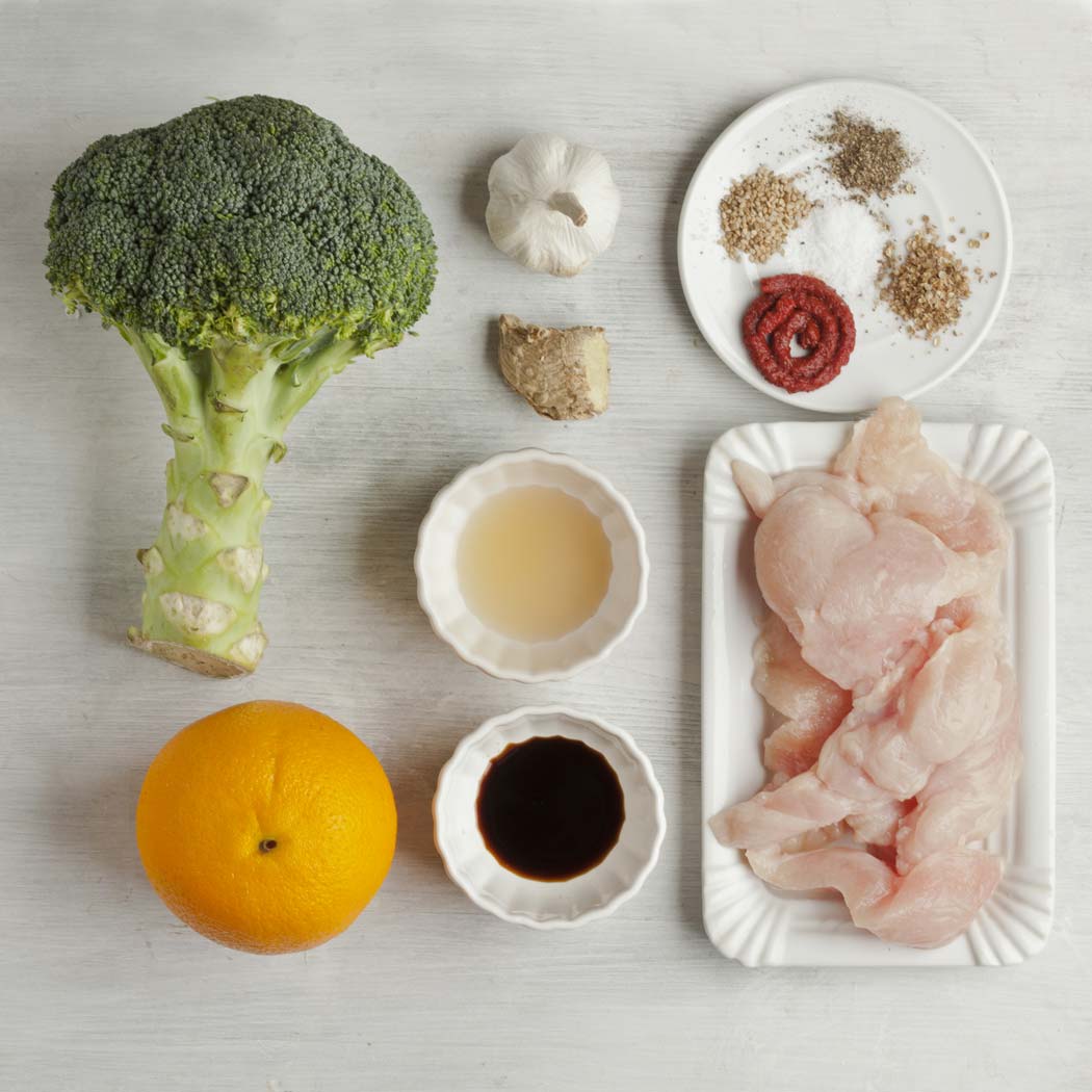 brokolica, morčacie prsia, cesnak, pomaranč, koreniny
