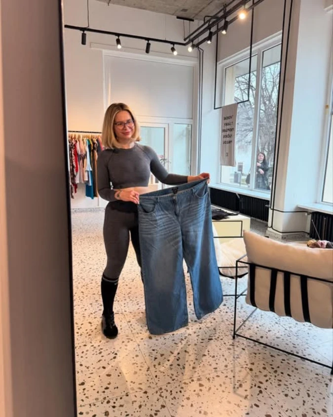 Dominika schudla s EASYDIET krabičkovou diétou pod vedením trénera Matúša Špirka 60 kg a drží svoje pôvodné nohavice