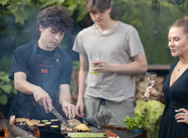 A leggyakoribb hibák grillezés közben, amelyek veszélyeztethetik az egészséged
